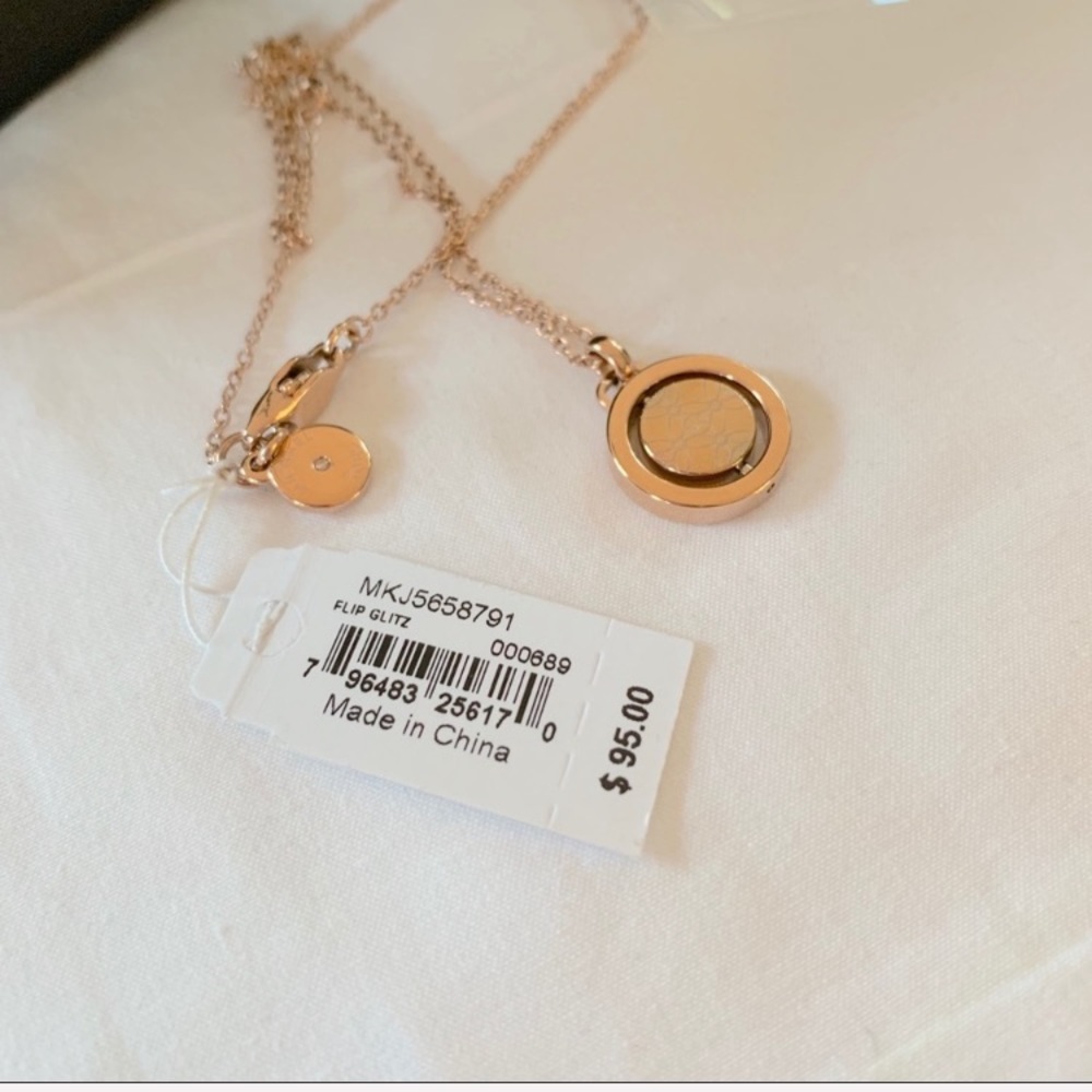 NWT authentic MK rose gold tone flip charm pendant - Picture 5 of 7